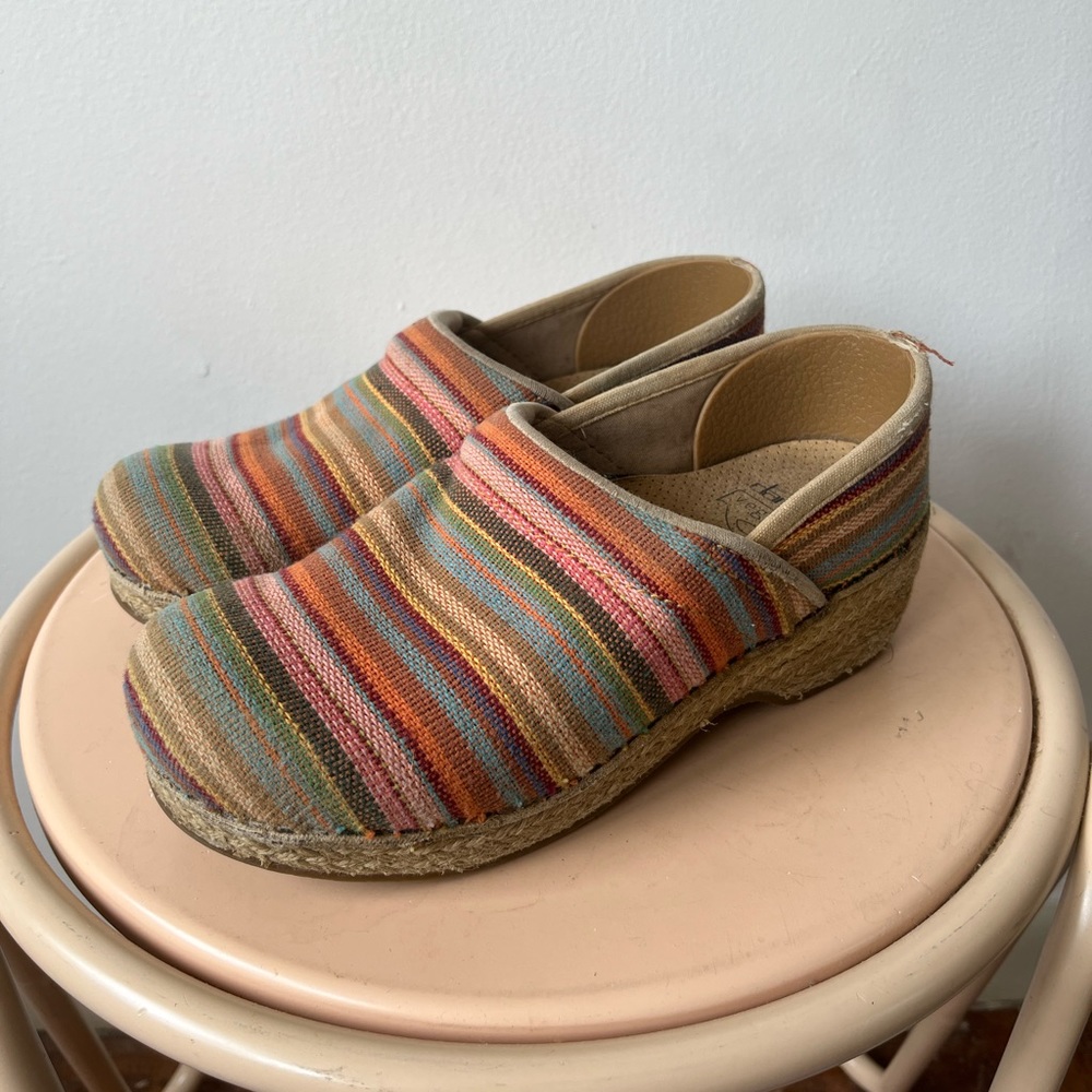 Vegan Striped clogs